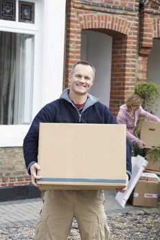 Moving truck service for residential and business moves in Islington