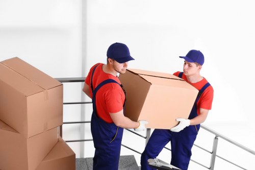 Preparing boxes and belongings for a smooth Islington move