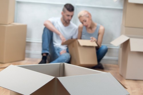 Local student removals service helping with a flat move in Islington